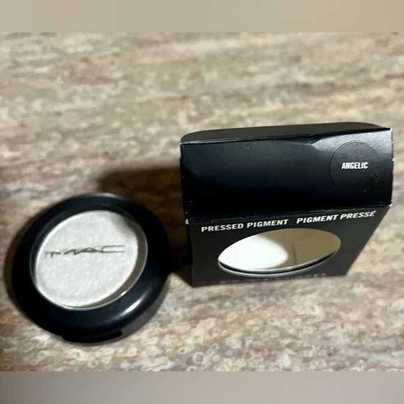 MAC Cosmetics HTF Pressed Pigment Eyeshadow Duo — Blonde Streak & Angelic - Picture 4 of 16